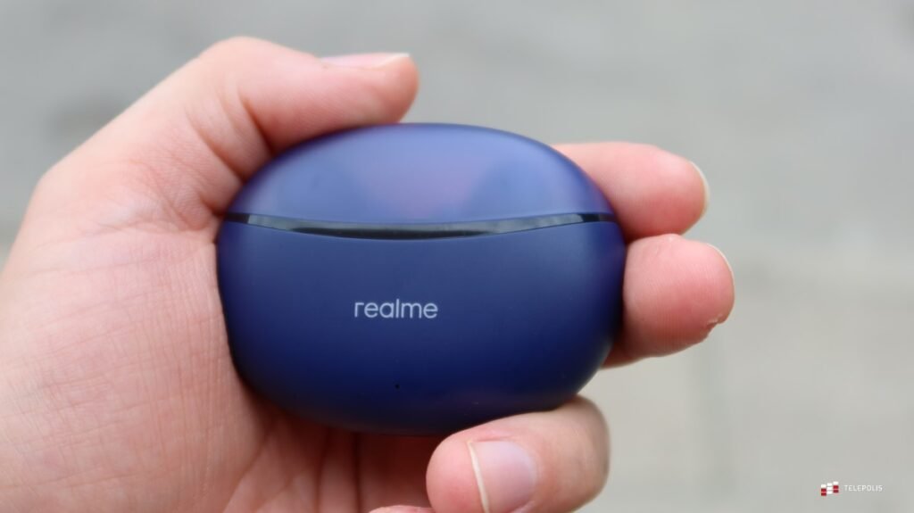 Best Earbuds Under 5000 in 2024
